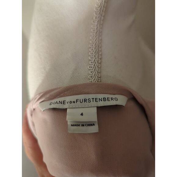 Diane Von Furstenberg romantic Silk Blush Pink Tini Dress Sz 4 - Picture 9 of 12